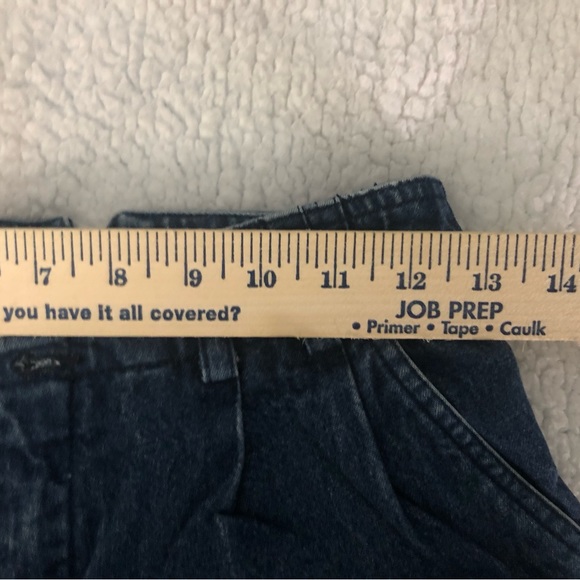 Vintage Liz Sport Woman’s High-Rise Shorts - Picture 2 of 7